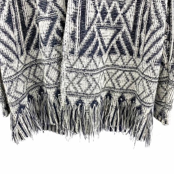 BB Dakota Mandala Aztec Fringe Knit Cardigan Small - Picture 6 of 9